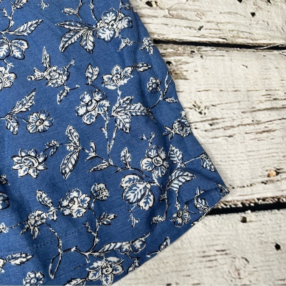 NWT Loft Blue Floral Print Shorts Size M - Picture 6 of 10